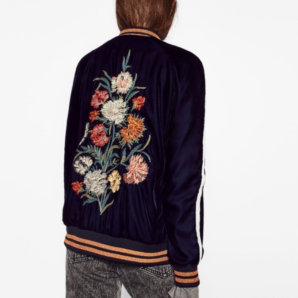 Zara Trafaluc Floral Embroidered Bomber Jacket in Crushed Velvet NWOT - Picture 2 of 9